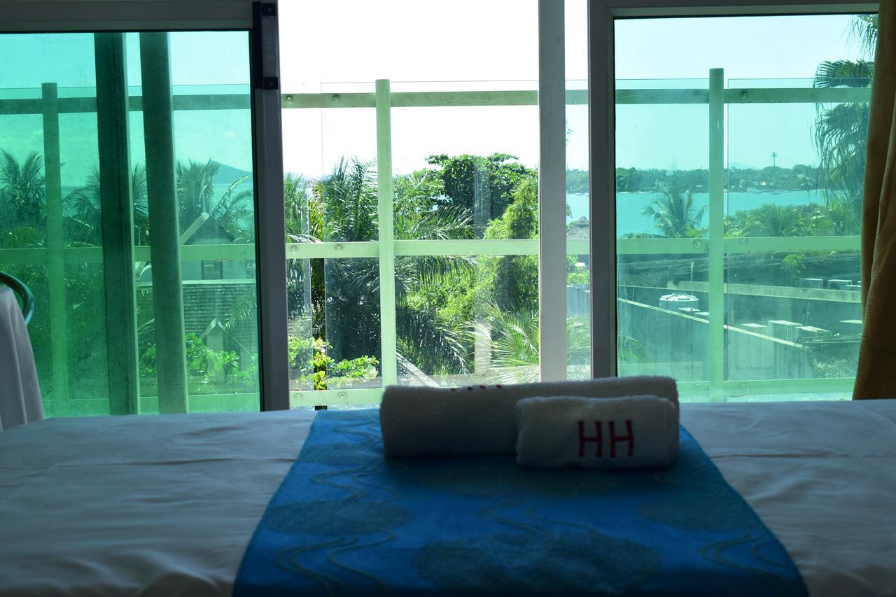 Hypertek Hotel Grand Baie Exterior photo